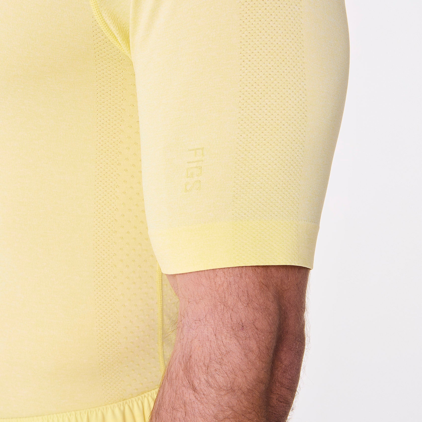 Makato Seamless Short-Sleeve Underscrub - Sunlight