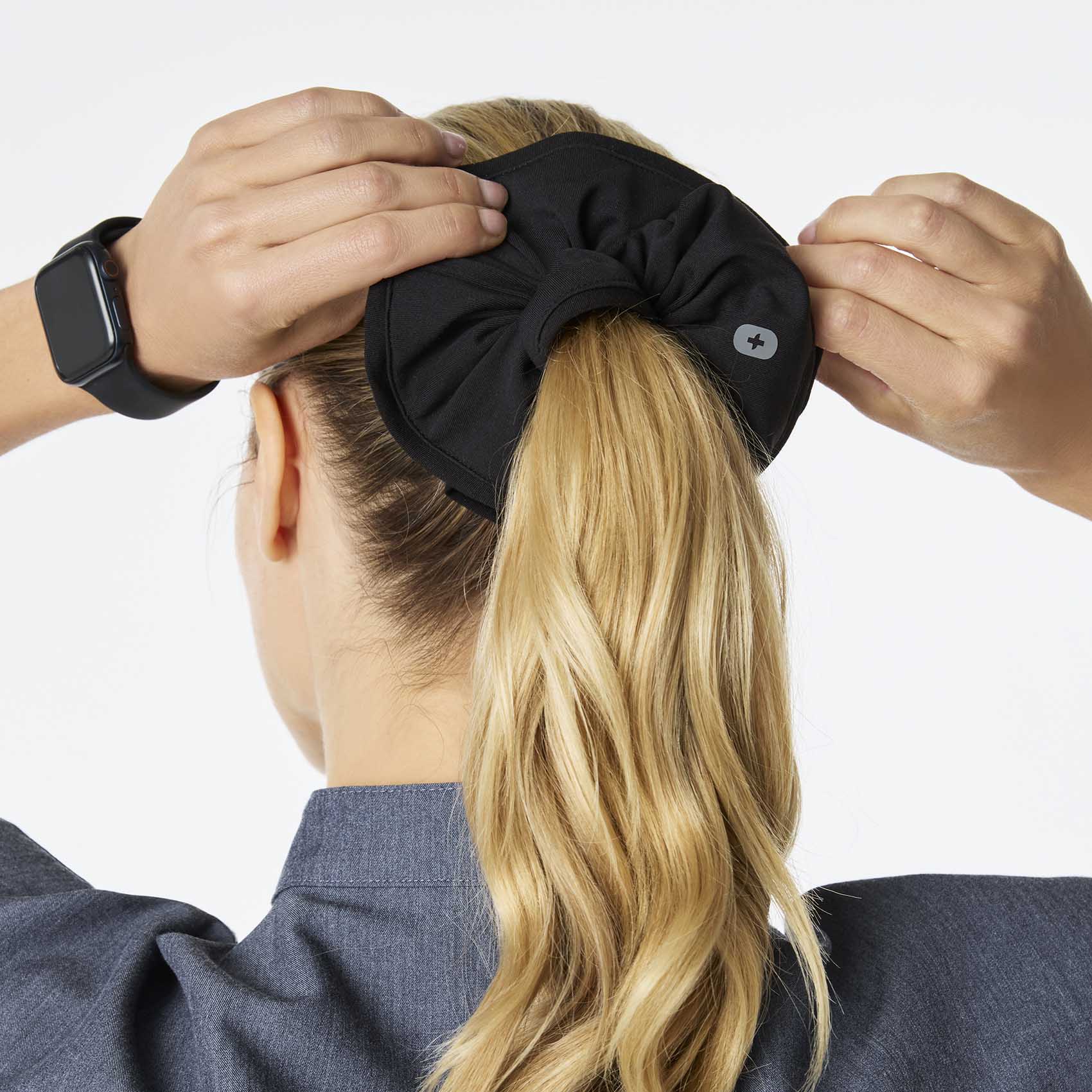 FIGS Scrunchie - Black