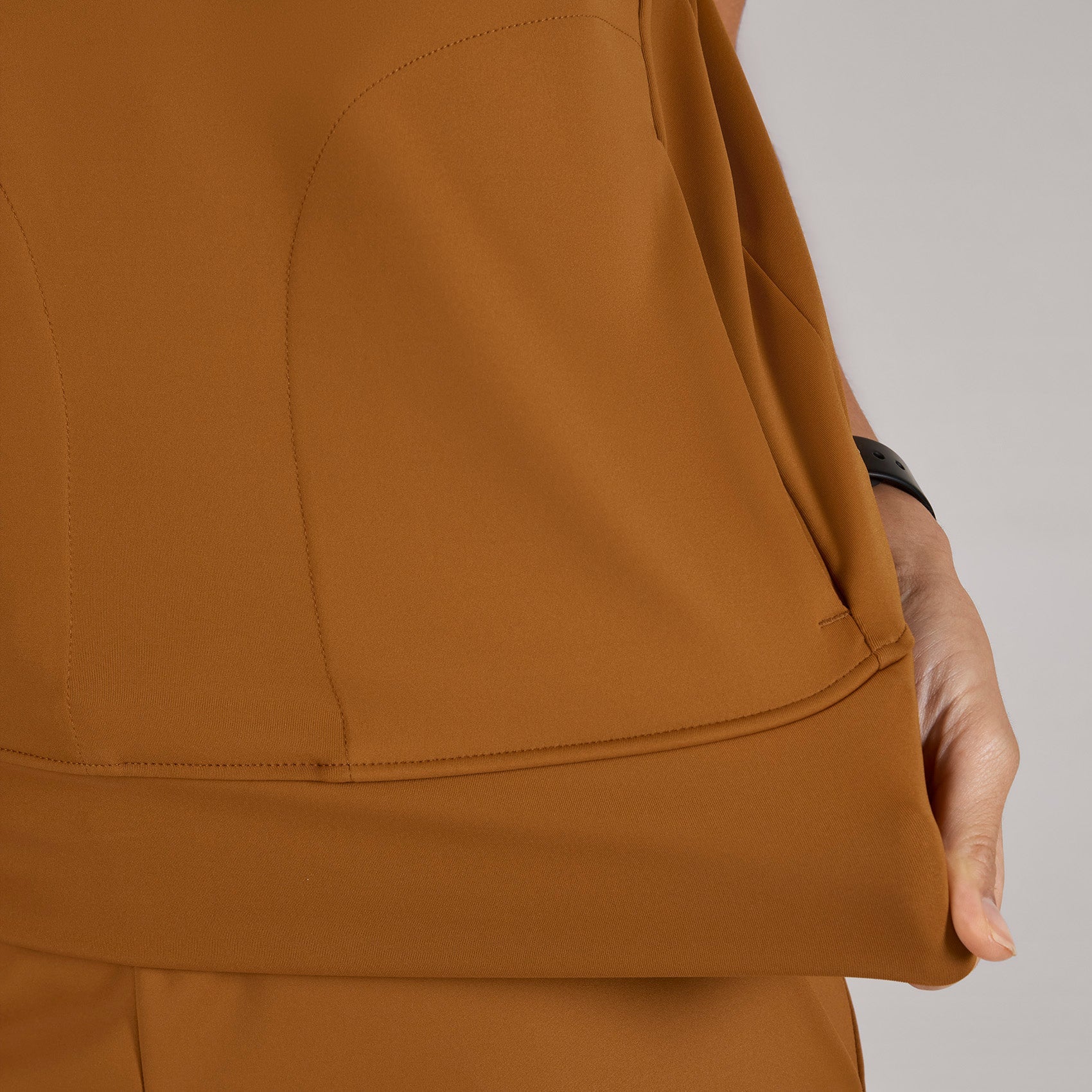 Mira Banded Scrub Top - Alder