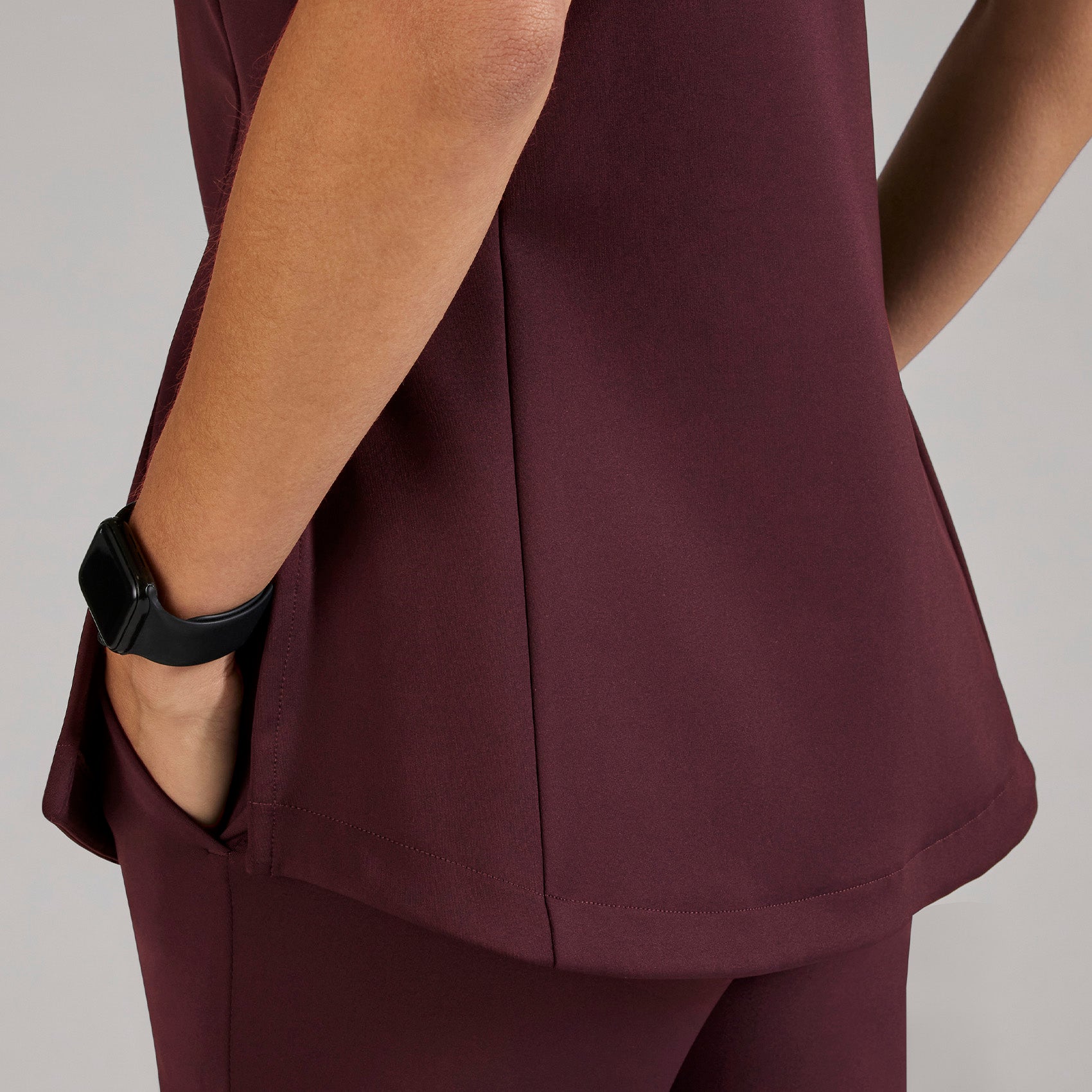Alma Slim Crewneck Tunic Scrub Top - Burgundy