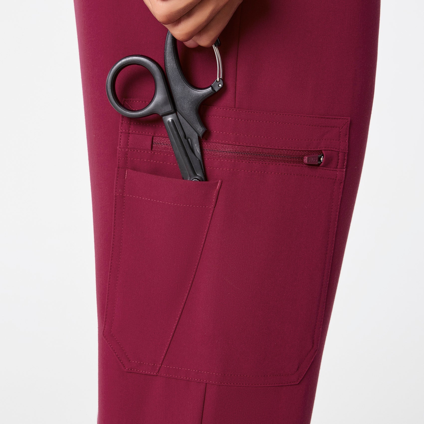 Brey Jogger Scrub Pant - Deep Cranberry