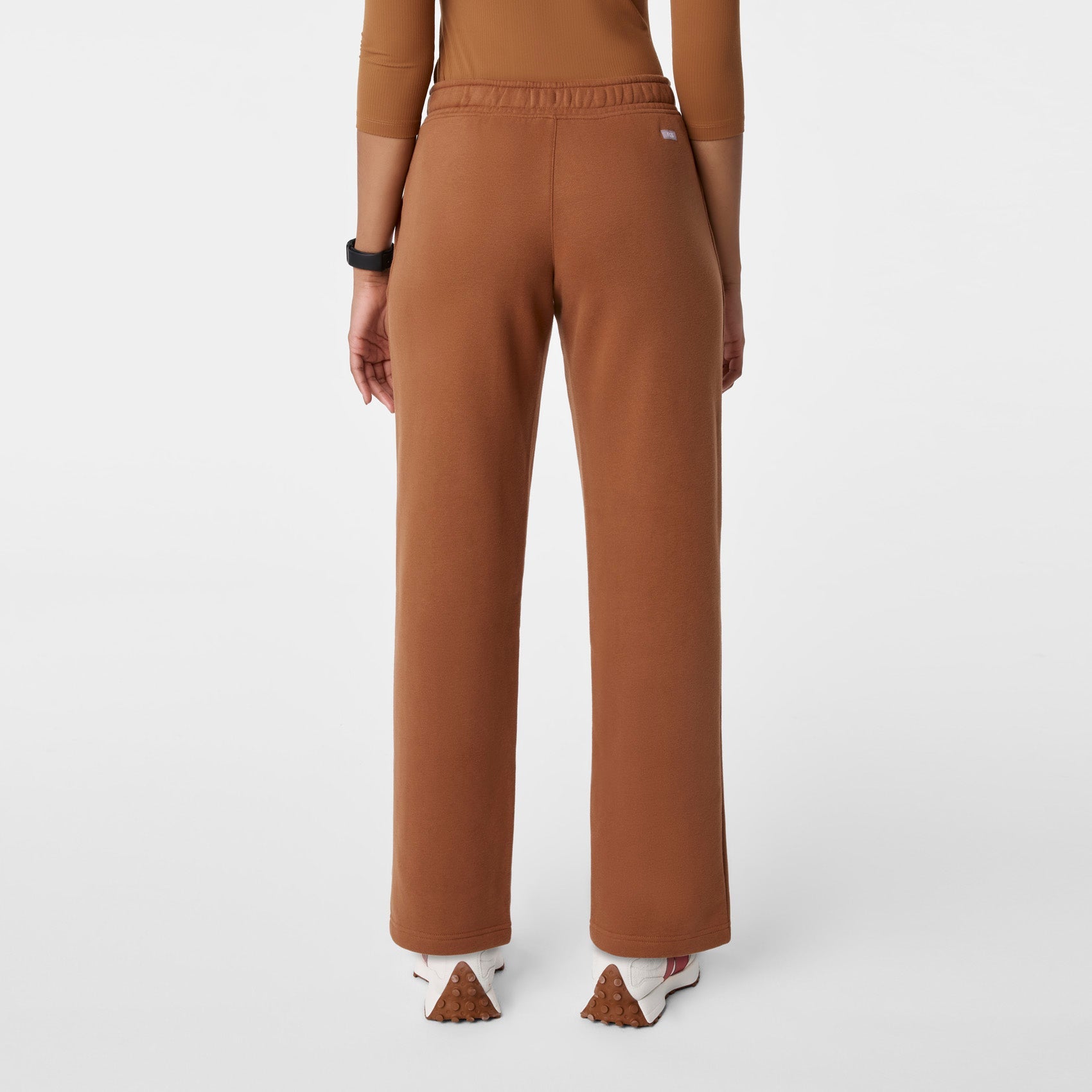 Off-Shift Straight-Leg Sweatpants™ - Mocha