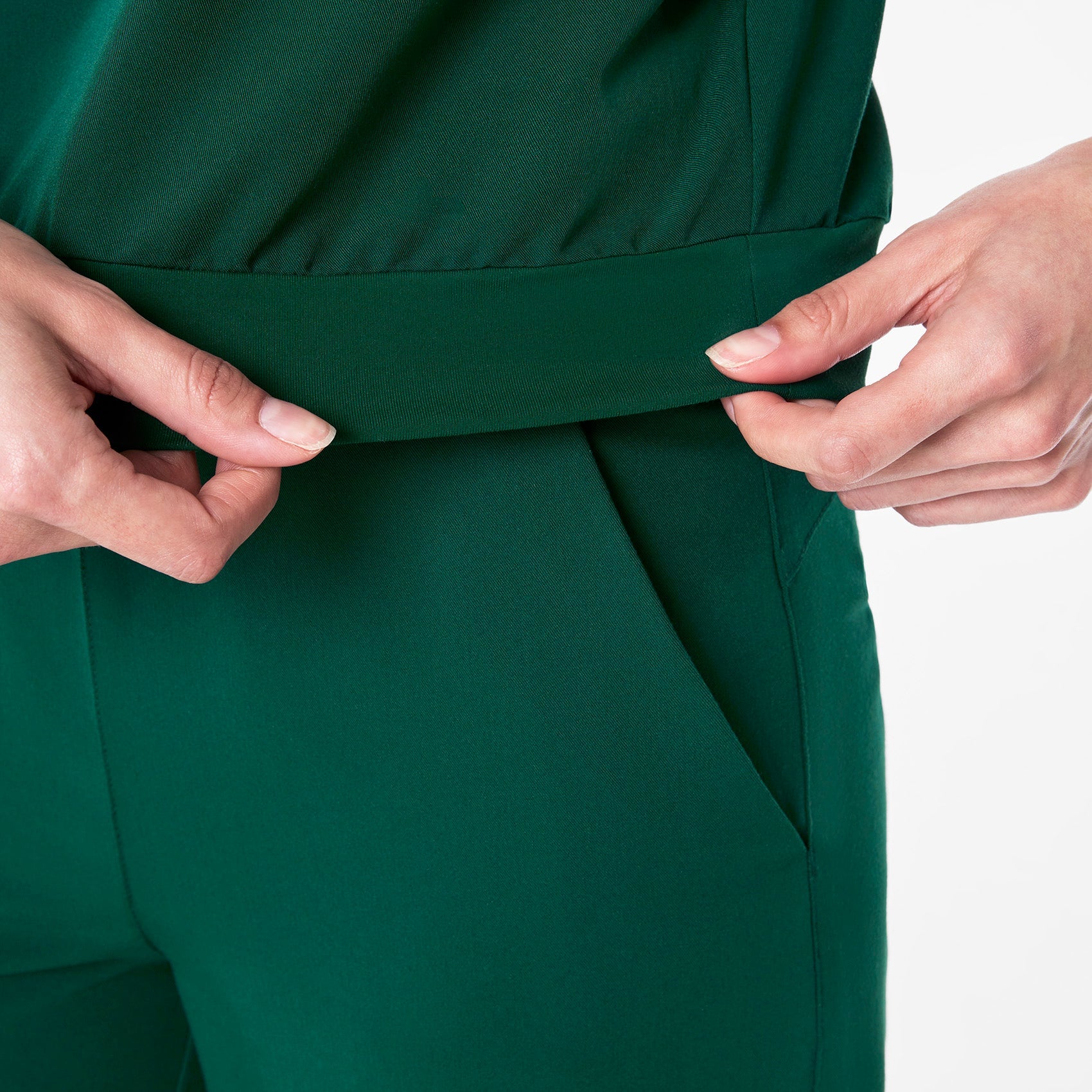 Raleigh Relaxed Scrub Top - Forest Green