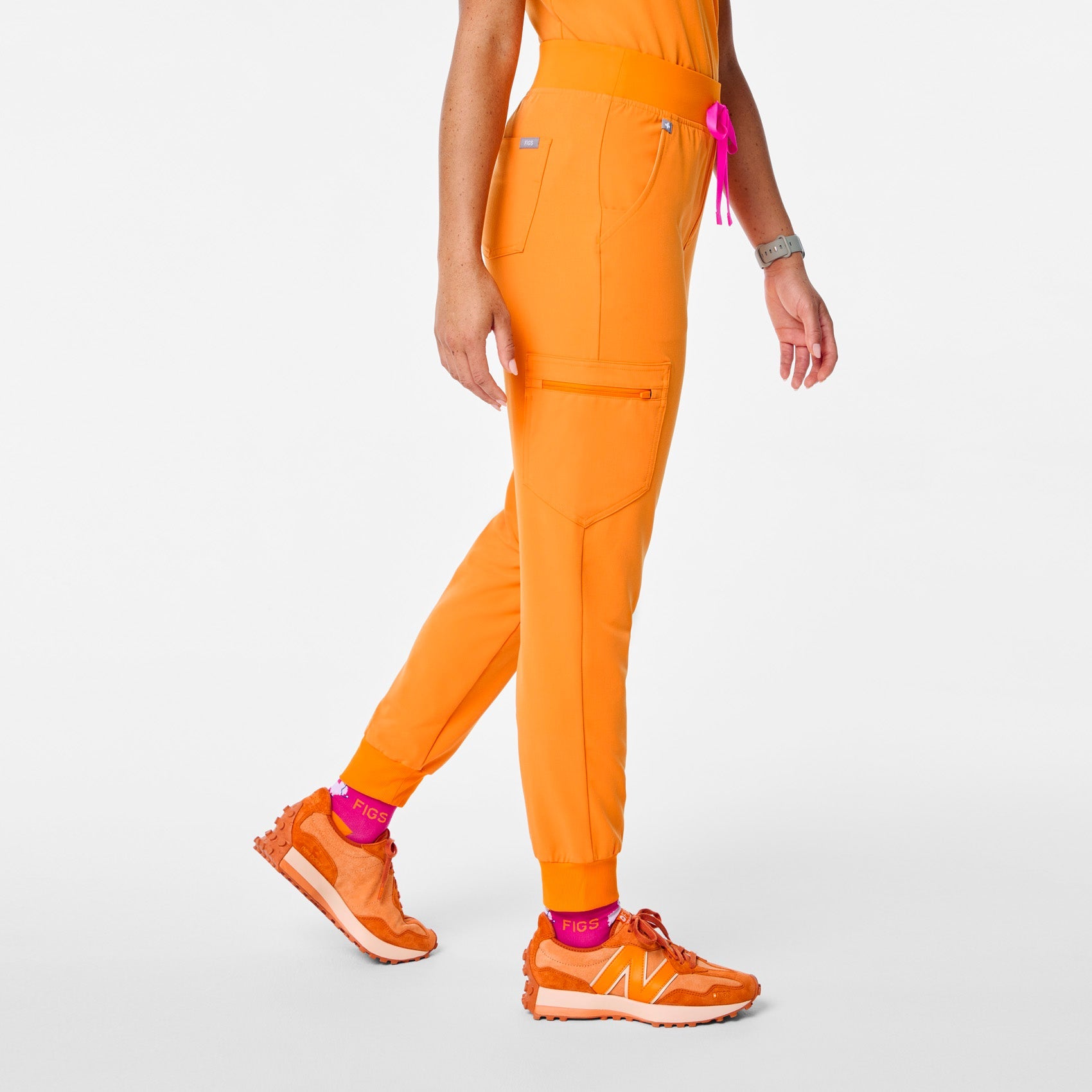 Zamora High-Rise Jogger Scrub Pant™ - Creamsicle