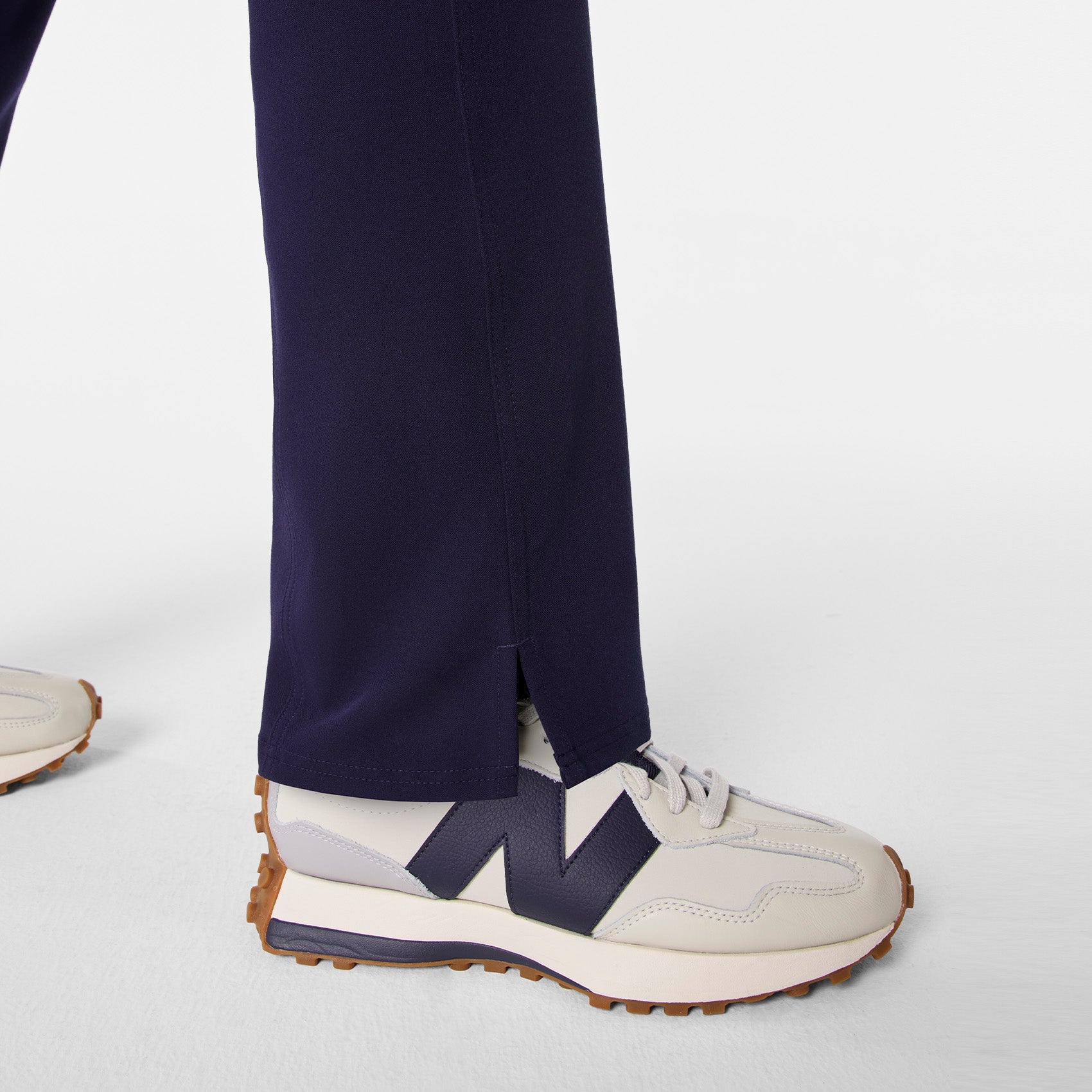 Kade High-Rise Straight-Leg Scrub Pant™ - Navy
