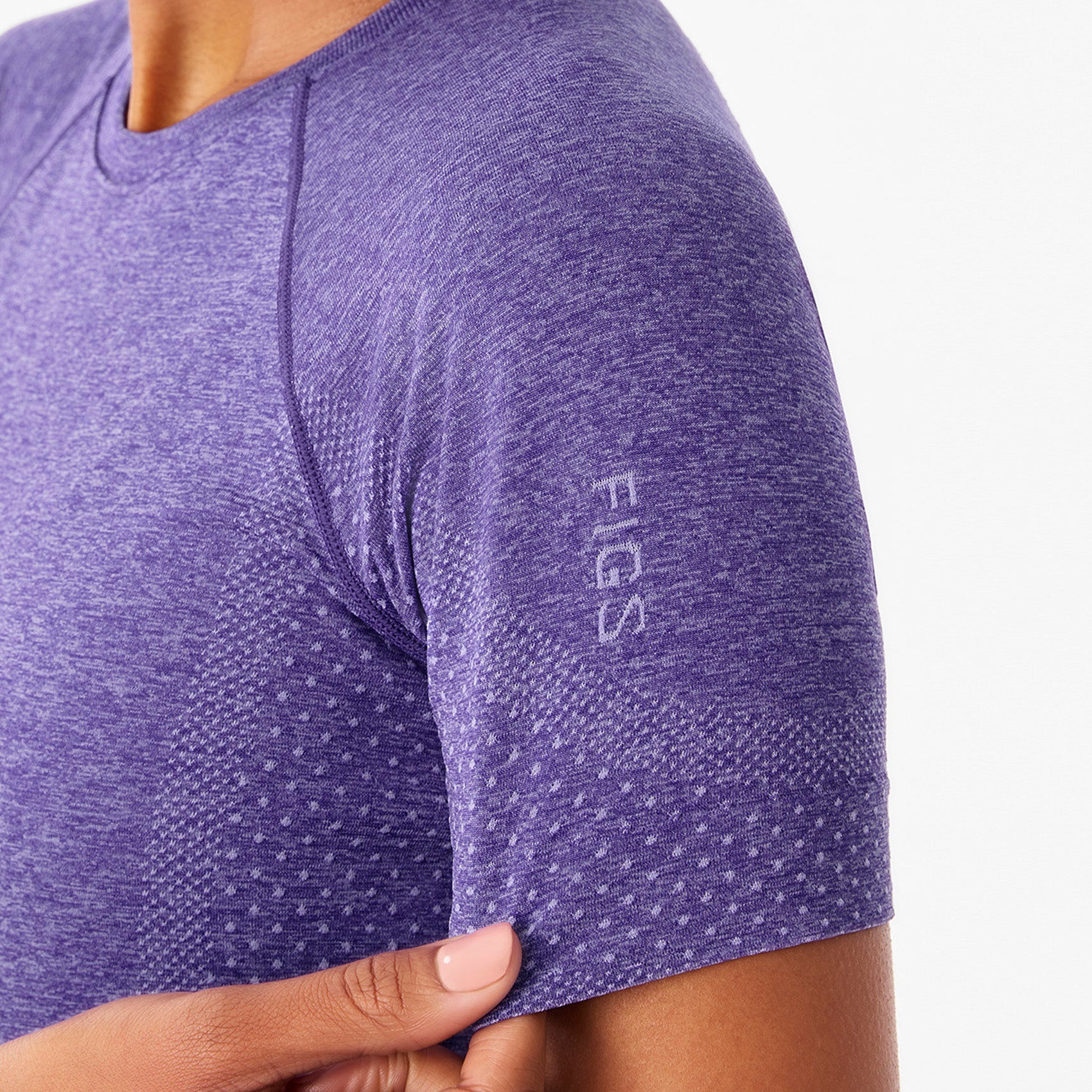 Salta Seamless Short-Sleeve Underscrub - Amethyst
