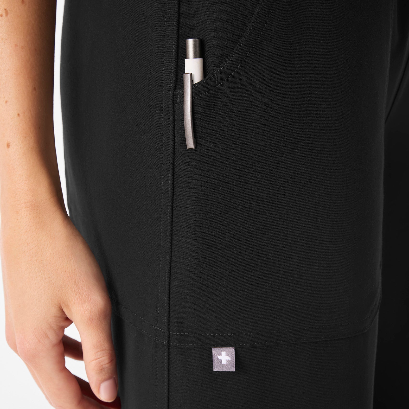 Roslyn Wide-Leg Scrub Pant  - Black