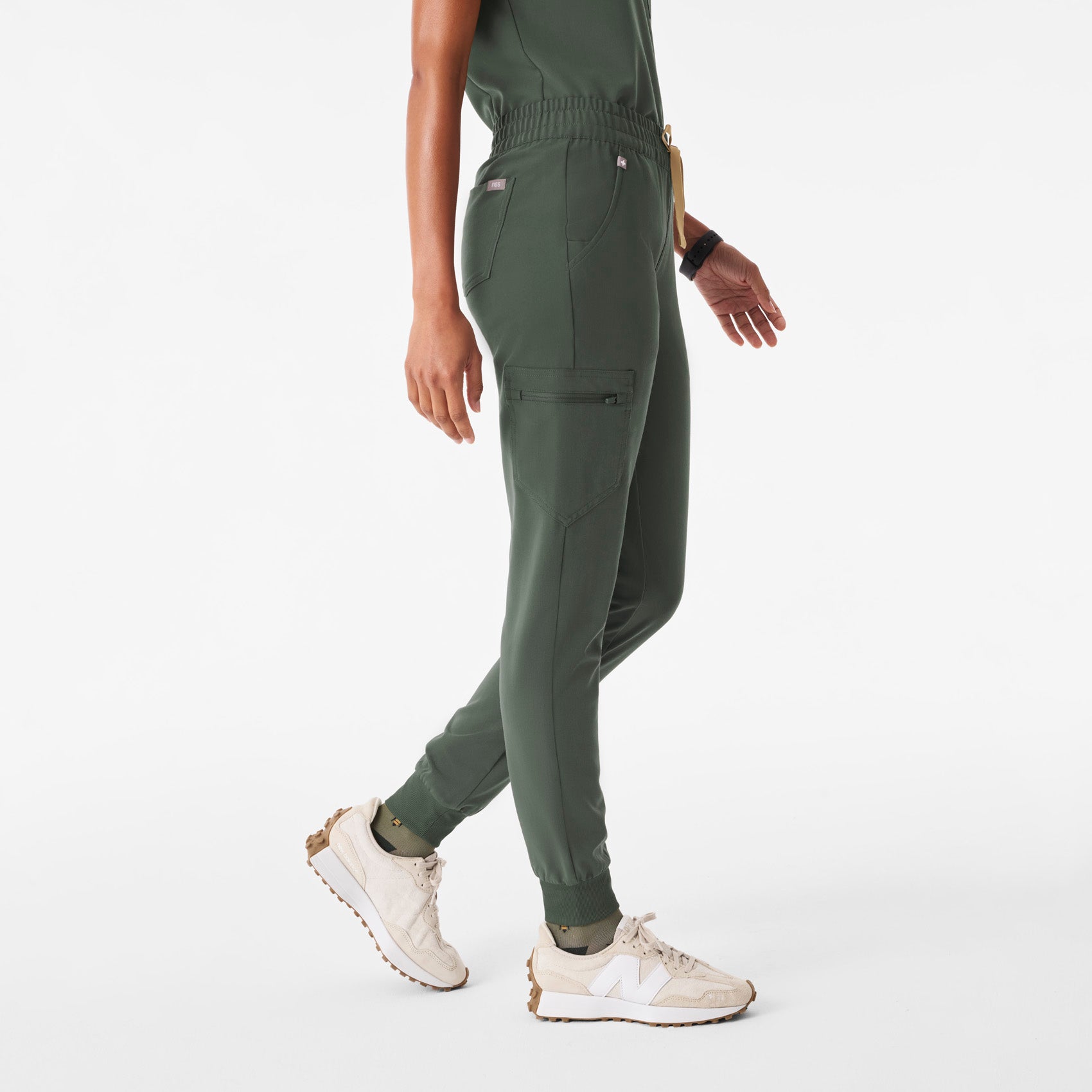 Zamora Ruched Jogger Scrub Pant™ - Moss