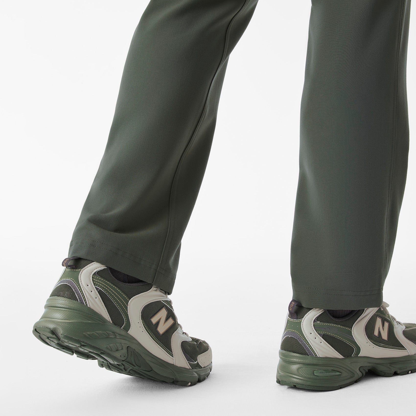 FIGS | New Balance 530 - Moss