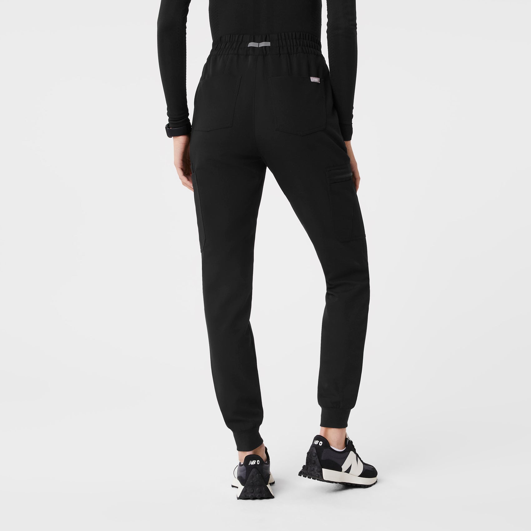 Uman High-Rise Jogger Scrub Pant - Black