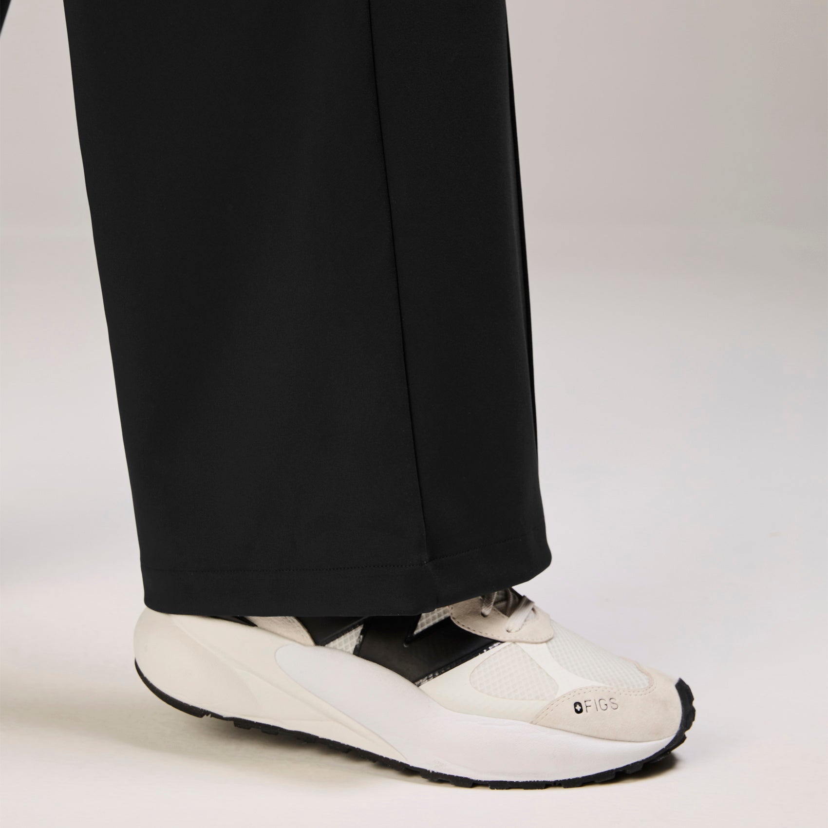 Salina High-Rise Wide-Leg Scrub Pant - Black