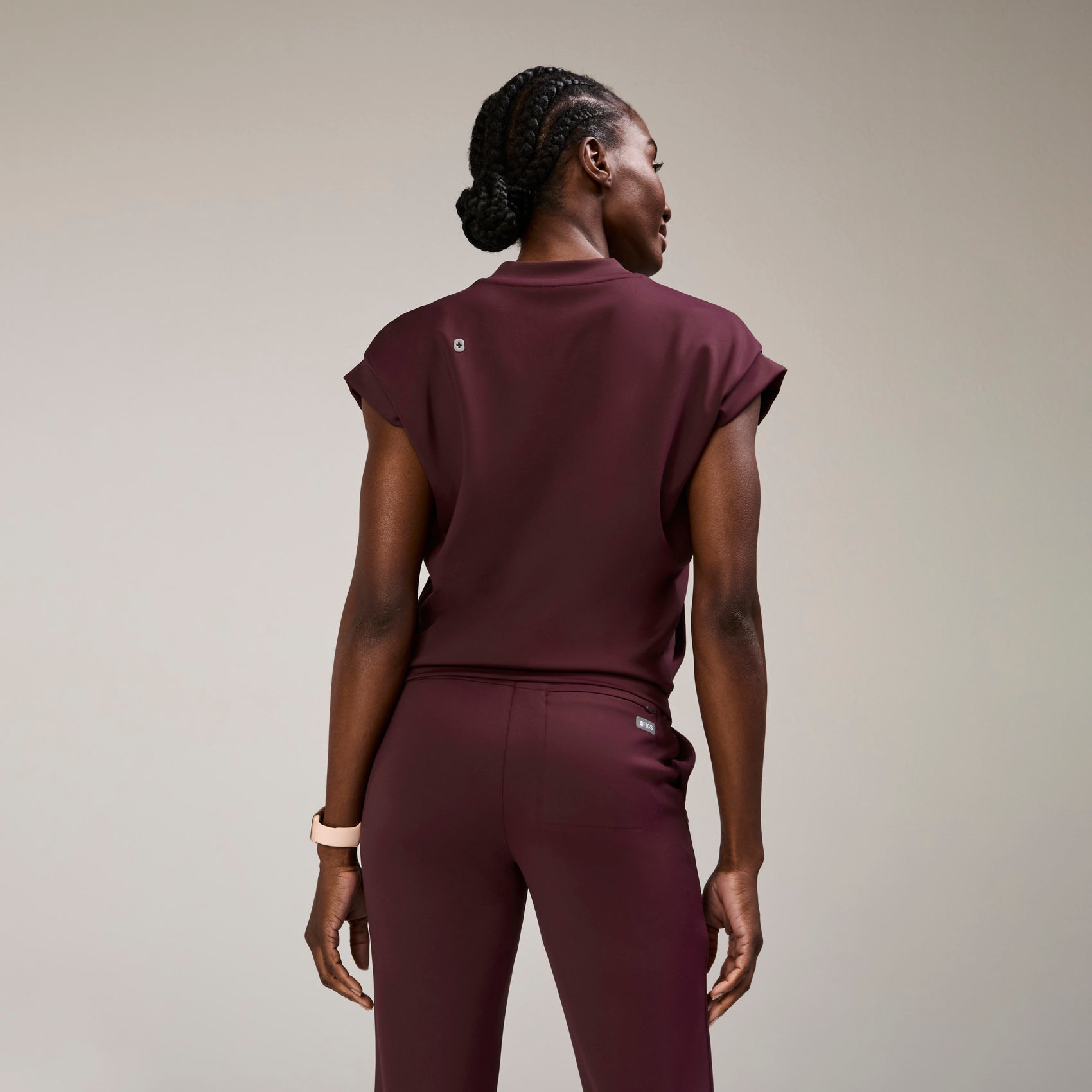 Mira Banded Scrub Top - Burgundy