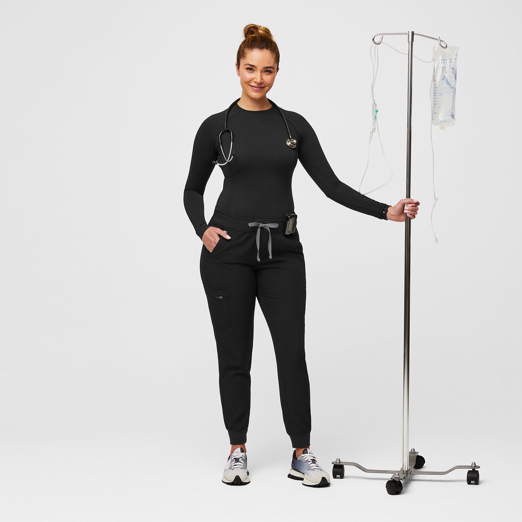 Salta Seamless Long-Sleeve Underscrub - Black